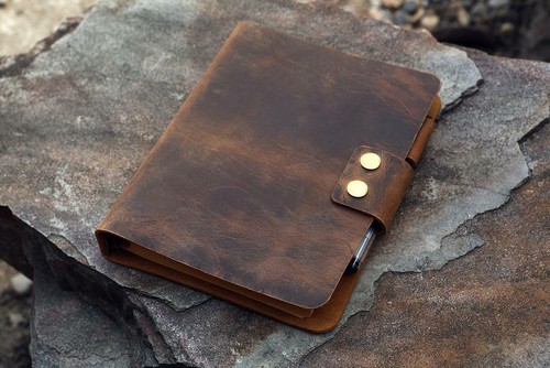 Rustic leather ring binder - rustic,