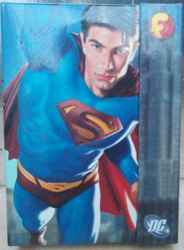 Superman universe returns - superman,